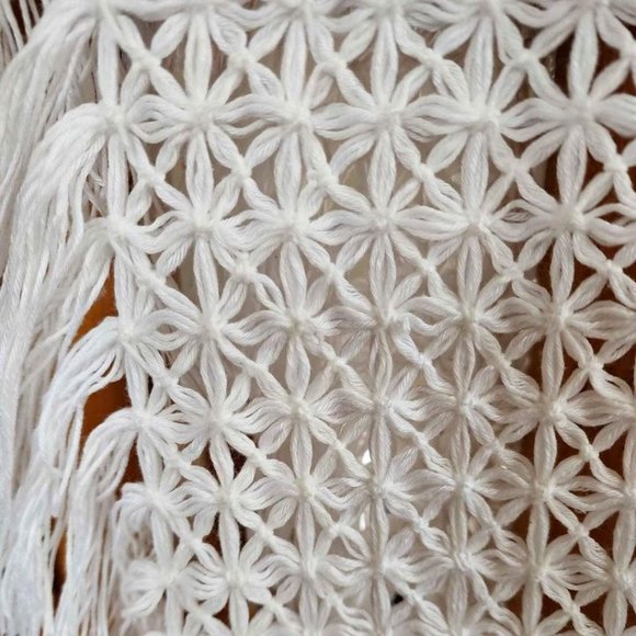 Hand Crochet White HEAVY KING Bedspread - Picture 3 of 3